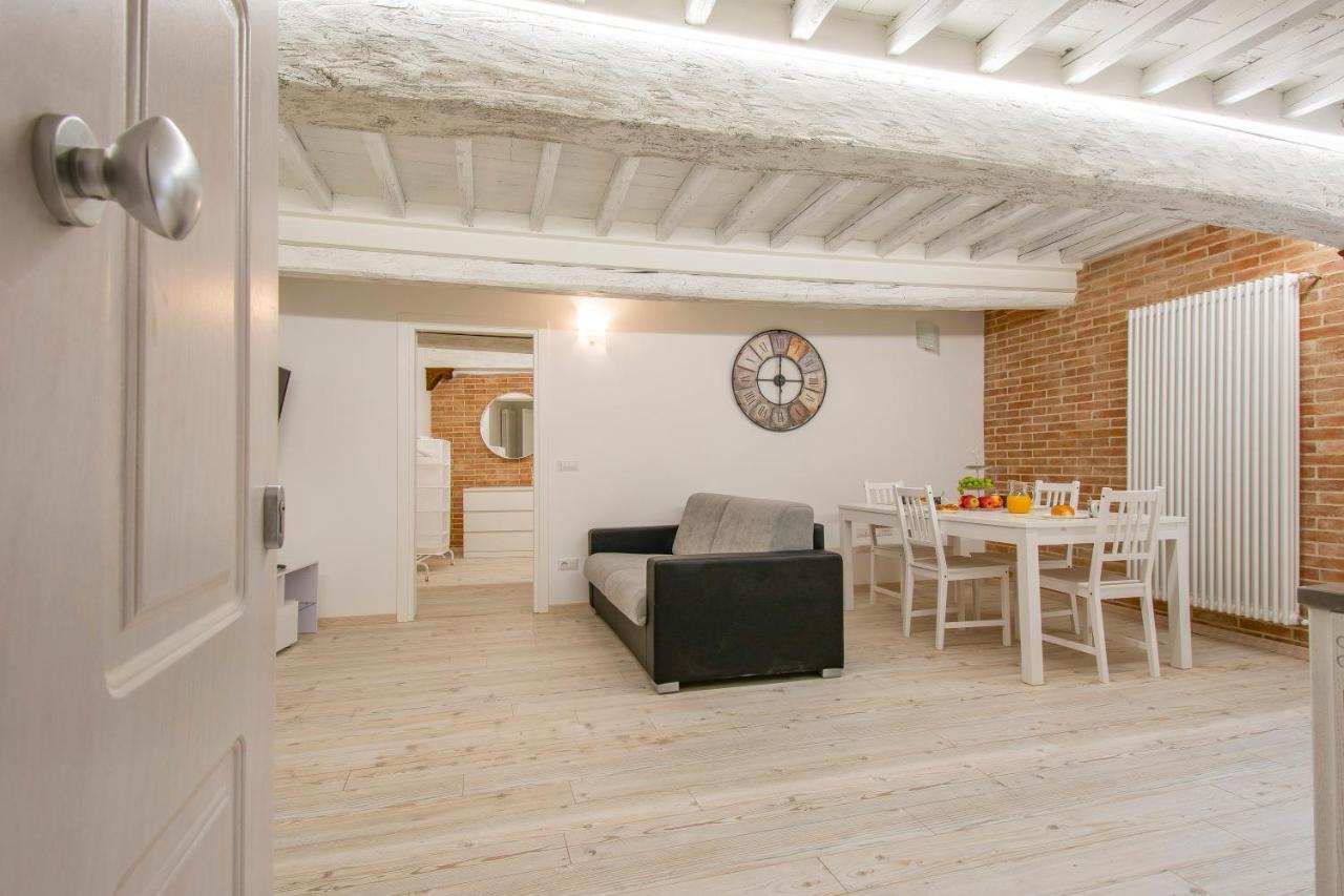 Casa Alice - Elegant In The Centre Of The City Siena Esterno foto